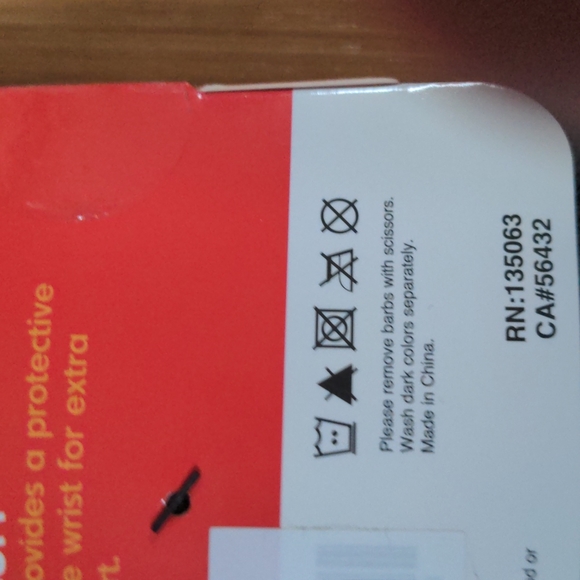 Womens Thermal Black Knit Heat Lockers Gloves Size Large Extra Large NEW - Picture 5 of 6